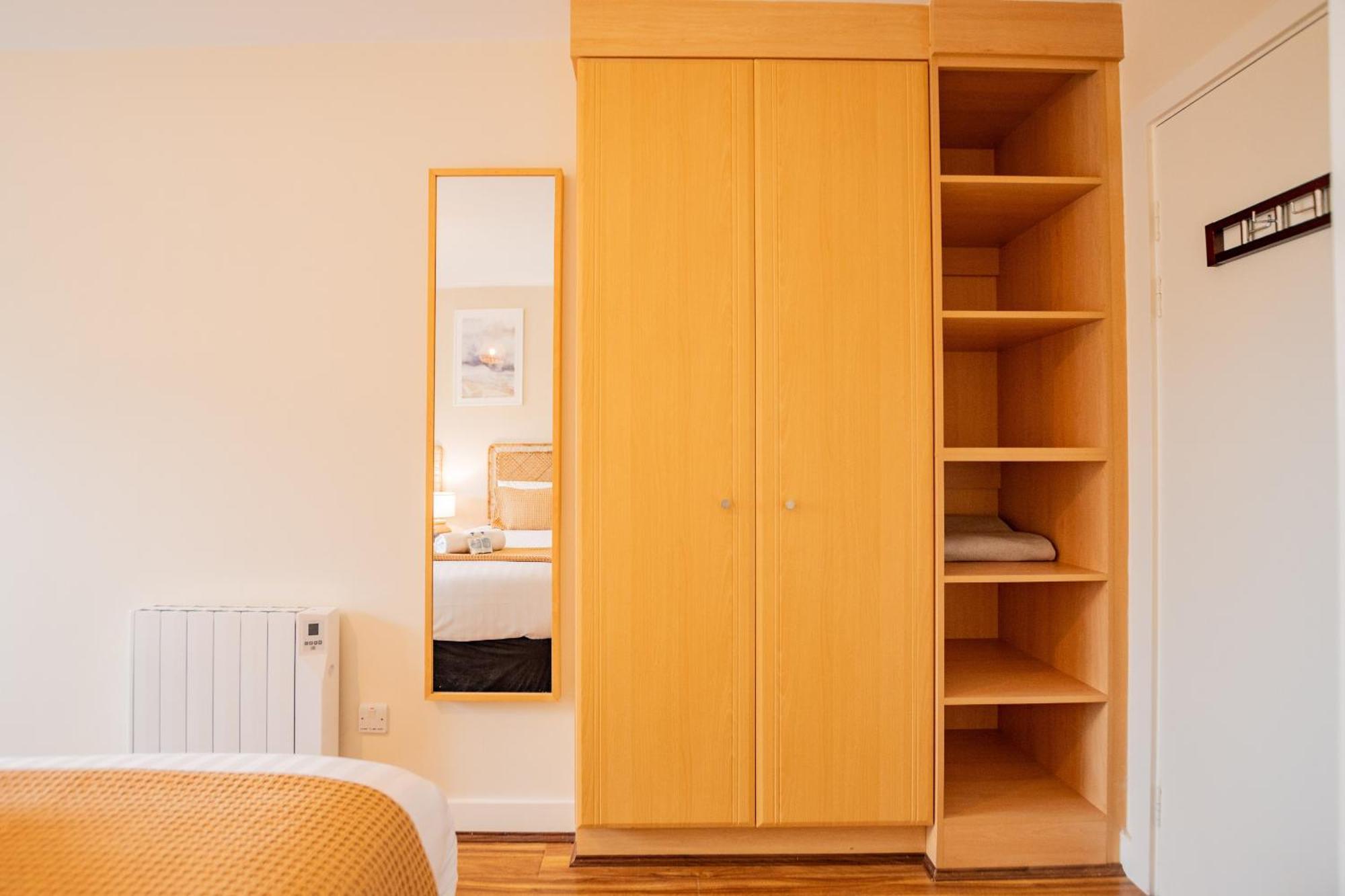 Atalia View Penthouse With Balcony Apartamento Galway