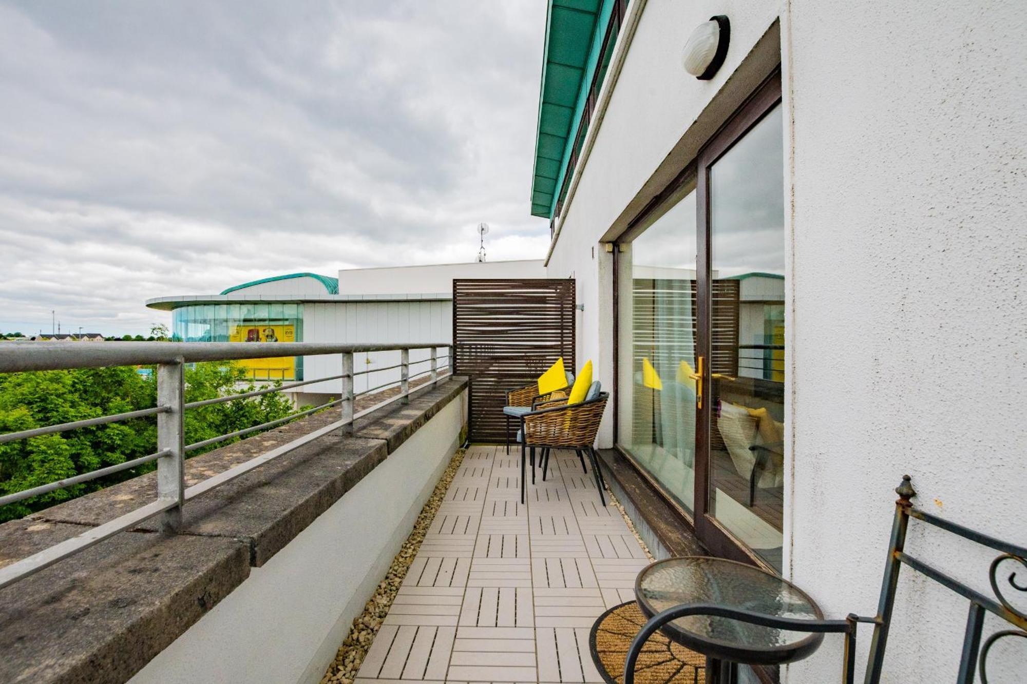 Apartamento Atalia View Penthouse With Balcony Galway